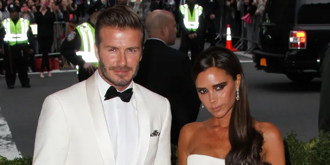 Berapa Banyak Cincin Pertunangan Yang Dimiliki Victoria Beckham? Berapa Banyak Cincin Pertunangan Yang Dimiliki Victoria Beckham?