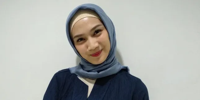 Berawal Dari Malu Setelah Foto Prewedding, Melody Eks JKT48 Mantap Berhijab