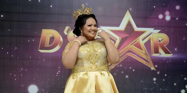Berdandan ala Princess dari Disney di Panggung D'Star, Aty Kodonk Bikin Heboh