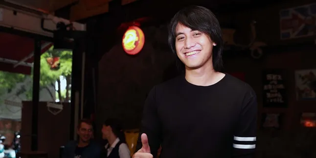 Berfoto Romantis di Bali, Kevin Aprilio Bantah Jalani Pre Wedding