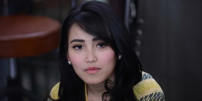 Berharap Jodoh Yang Terbaik, Ini Kriteria Pria Idaman Ayu Ting Ting