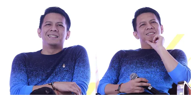 Beri Apresiasi 'Konser Marcell Tujuh Belas', Ariel Noah Hadir Bersama Seorang Wanita Beri Apresiasi 'Konser Marcell Tujuh Belas', Ariel Noah Hadir Bersama Seorang Wanita