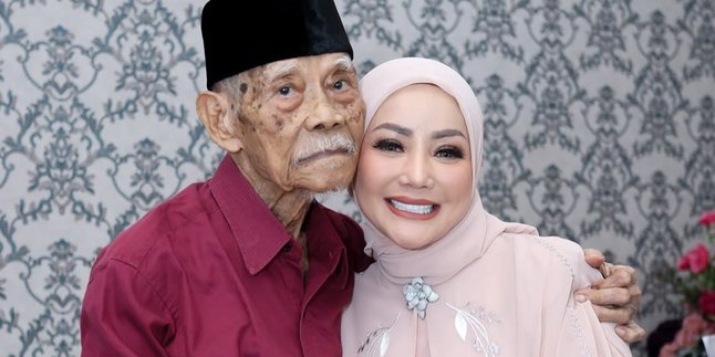 Sad News, Father of Dangdut Singer Kristina Passes Away