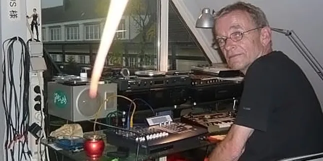 Berita Duka, Pelopor Musik Elektronik Ini Meninggal Dunia Berita Duka, Pelopor Musik Elektronik Ini Meninggal Dunia