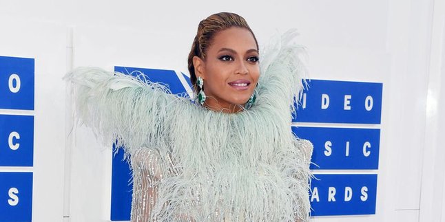 Berjaya, Beyonce Menang Besar dalam Ajang MTV VMA 2016