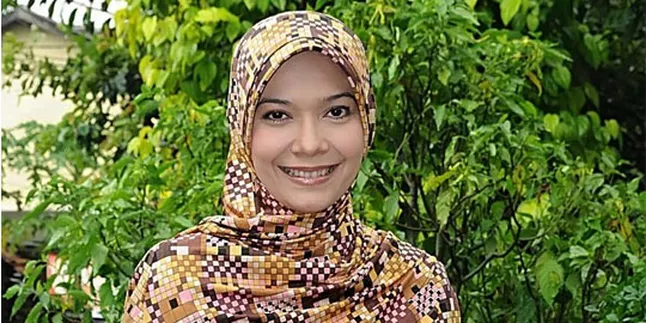 Berjilbab, Eksanti Utamakan Merawat Rambut
