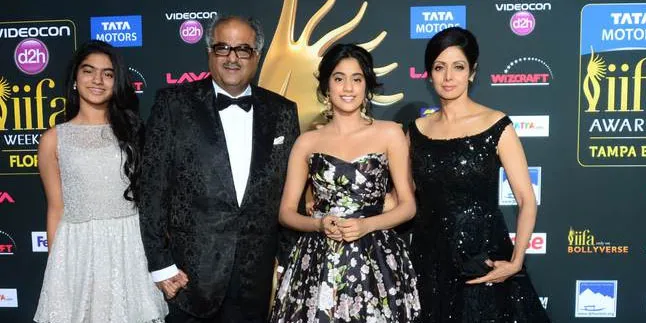 Berkaki Jenjang, Postur Khushi Kapoor Bak Model Internasional Berkaki Jenjang, Postur Khushi Kapoor Bak Model Internasional