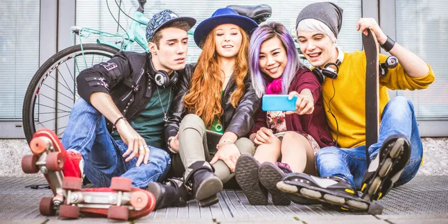 Berkat Twitter Magic, Netizen Bisa Dapetin Kemeja #HypeAbis yang Lagi Viral