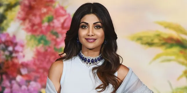 Berkulit Coklat, Shilpa Shetti Diperlakukan Rasis Oleh Kru Maskapai di Australia