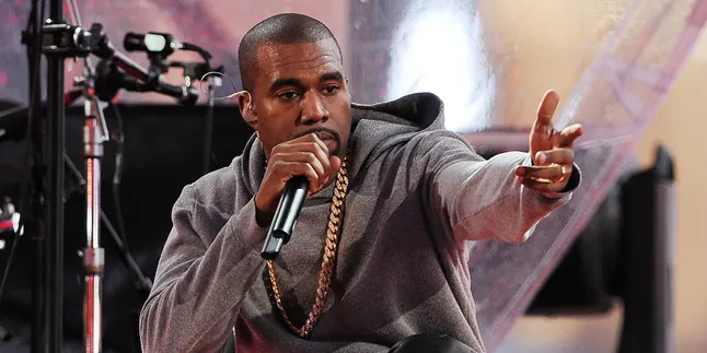 Berpose Ala Jesus, Salah Satu Alasan Kanye West Dibenci Dunia