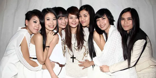 Bersinetron, 7 Icons Yakin Masih Dicap Penyanyi