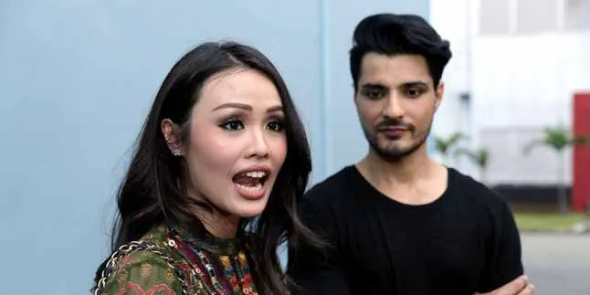 Bersyukur Punya Suami Vin Rana, Nita: Ia Berpikiran Terbuka Bersyukur Punya Suami Vin Rana, Nita: Ia Berpikiran Terbuka