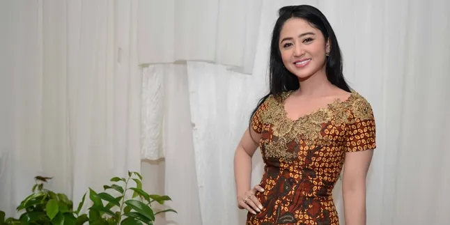 Cara Membimbing Ala Dewi Perssik, Bertengkar Jika Diperlukan Cara Membimbing Ala Dewi Perssik, Bertengkar Jika Diperlukan