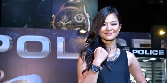Biasa Punya Jam Tangan Kecil, Eriska Rein Cari Yang Beda