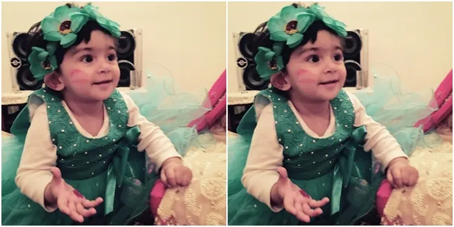Bikin Gemes! Aairah Keponakan Mungil Shaheer Sheikh Belajar Salat Bikin Gemes! Aairah Keponakan Mungil Shaheer Sheikh Belajar Salat