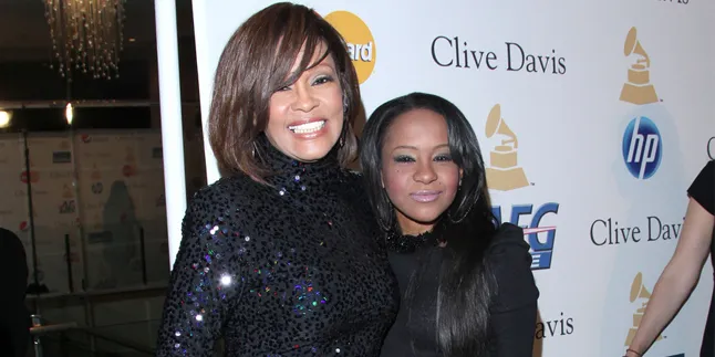 Bikin Heboh! Foto Jenazah Bobbi Kristina Beredar Luas di Internet