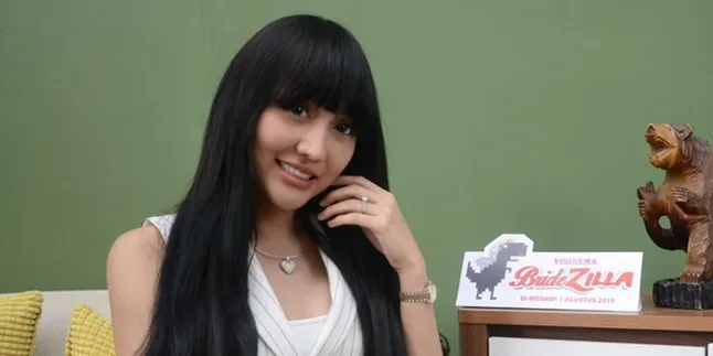 Bikin Kesal, Ini Alasan Mantan Bos Salon Minta Lucinta Luna Berhenti Kerja