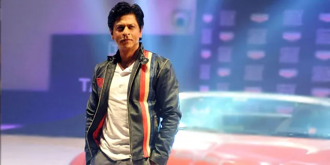 Bikin Kesengsem Sang Idola, Fans Beruntung Ini Dapat Job Dari SRK