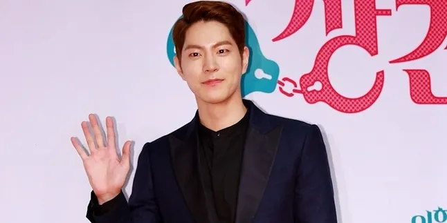 Bikin Mata Melotot, Hong Jong Hyun Pamer Badan Bidang Nan Cokelat Bikin Mata Melotot, Hong Jong Hyun Pamer Badan Bidang Nan Cokelat