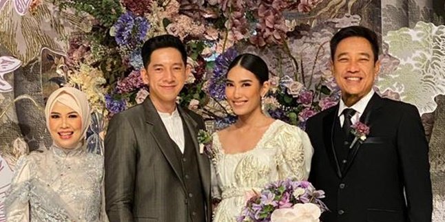 Makes Cry, Alika Islamadina Receives a Gift From Beloved Father in the Form of a Song on Her Wedding Day