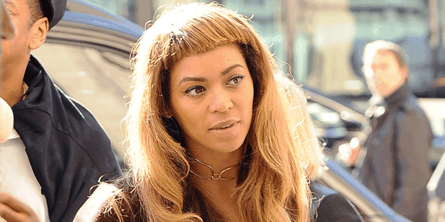 Bikin Mewek, Beyonce Ajak Duet Fansnya Yang Buta!