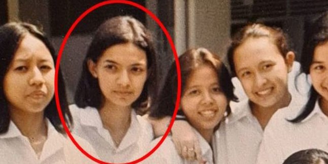 Creating Nostalgia, Take a Look at 10 Old Photos of Indonesian Celebrities with Their High School Gang - Luna Maya to Ayu Ting Ting