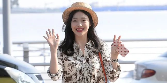 Bikin Penggemar Terharu, Inilah Cara Sulli Dukung Comeback fx Bikin Penggemar Terharu, Inilah Cara Sulli Dukung Comeback fx