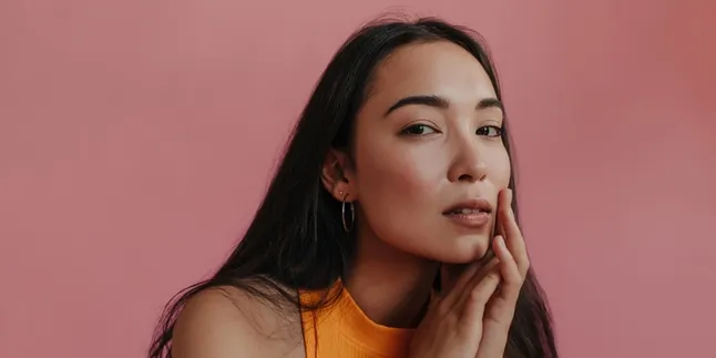 Bikin Potret Selfie Naik Level, Ide Angle Foto Ini Bisa Jadi Inspirasi Buat Update Instastory