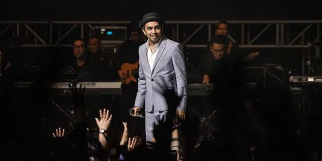 Bikin Terharu, Glenn Fredly Terima Penghargaan Sebagai Lifetime Achievement Awards di AMI AWARDS 2022