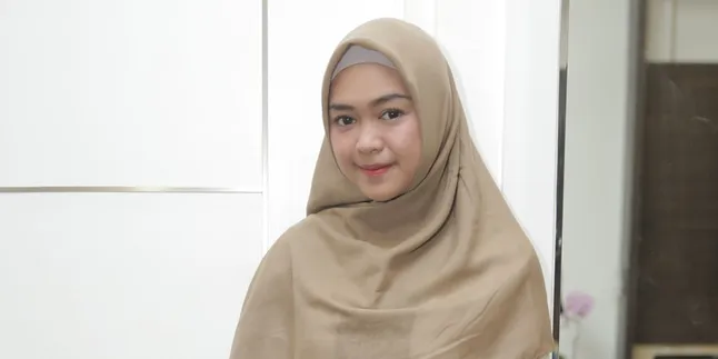 Bikin Vlog Terakhir, Ria Ricis Pamit Mundur Dari Youtube
