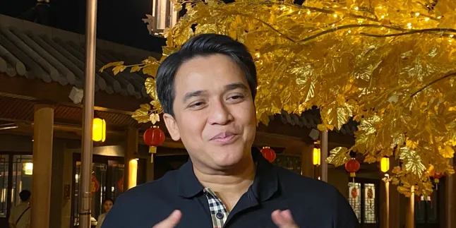 Billy Syahputra Reveals the Face of His Beloved Child Who Has a Mixed Heritage