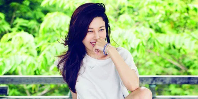 Bintang Cantik Korea, Kim Ha Neul Jalani Pemotretan di Bali