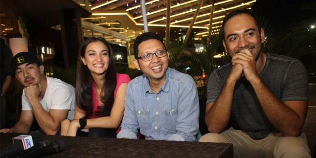Bintang 'La Tahzan' Buka Bersama Sekaligus Reunian