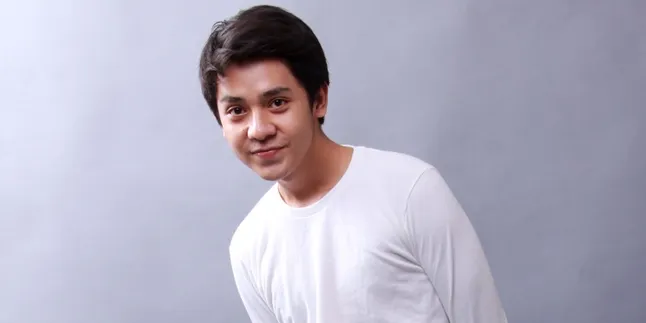 Bintang Muda Arbani Yasiz, Akui Kagum Dengan Prilly Latuconsina Bintang Muda Arbani Yasiz, Akui Kagum Dengan Prilly Latuconsina