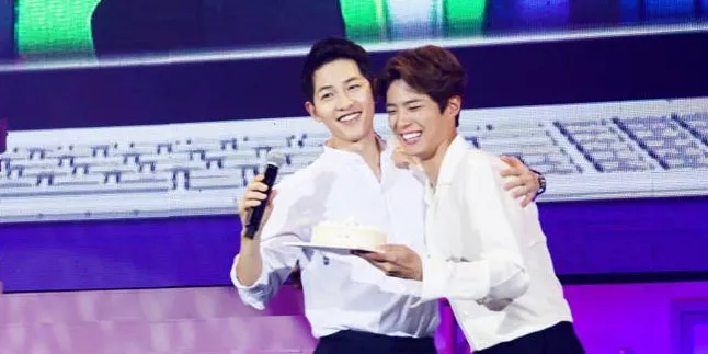 Bintangi Iklan Bareng, Song Joong Ki & Park Bo Gum Adu Ganteng