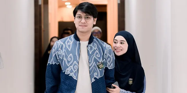 Bisa Kembali Tampil Bersama Lesti Kejora di Panggung HUT SCTV, Rizky Billar Ngaku Grogi Bisa Kembali Tampil Bersama Lesti Kejora di Panggung HUT SCTV, Rizky Billar Ngaku Grogi