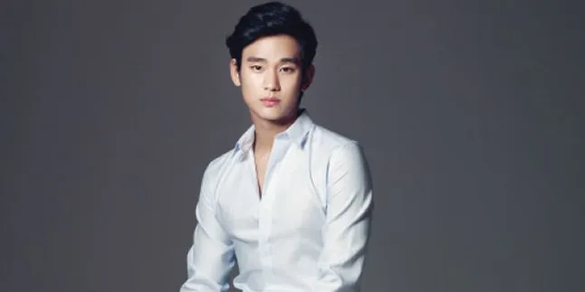 Bisa Pegang-Pegang Kim Soo Hyun, Siapa Sih Yang Nggak Mau?