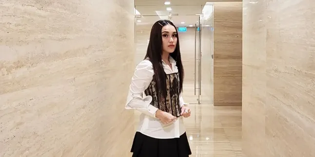 Bisnis Ayu Ting Ting Dilaporkan ke Polisi Atas Kasus Dugaan Kelalaian di Tempat Karaoke