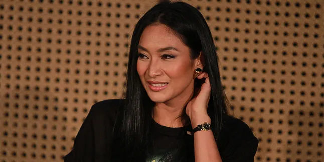 Bisnis Berlian dan Emas, Happy Salma Gelar Pameran