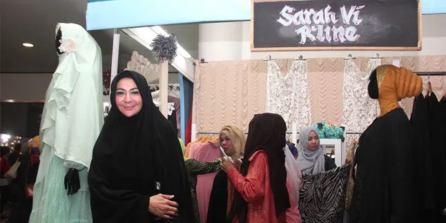 Bisnis, Sarah Vi 'Inem Pelayan Seksi' Jual Hijab Rp 600 Ribuan