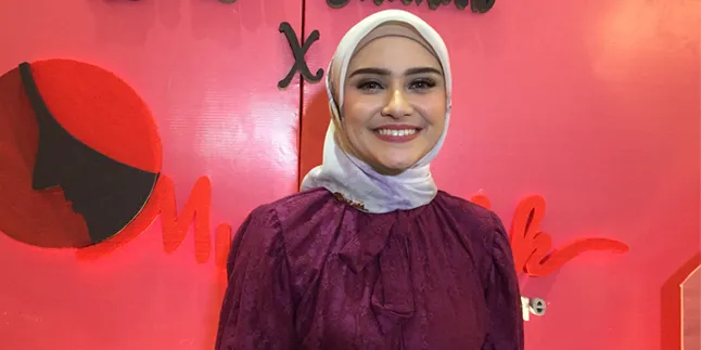 Bisnis Scarf, Zee Zee Shahab Ingin Menginspirasi Para Wanita Indonesia