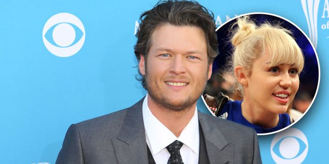 Blake Shelton, Puji Miley Cyrus Terlepas Dari Semua Sensasinya