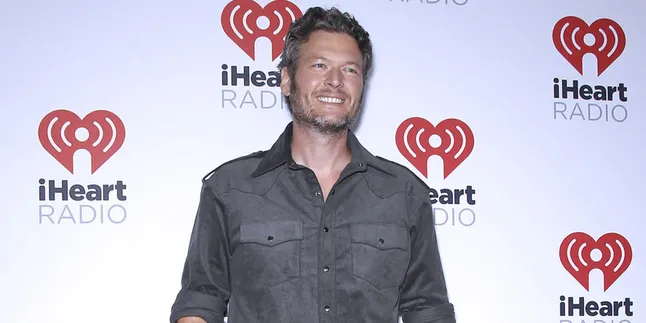 Blake Shelton Tuang Kisah Perceraian & Pacar Baru di Album Baru
