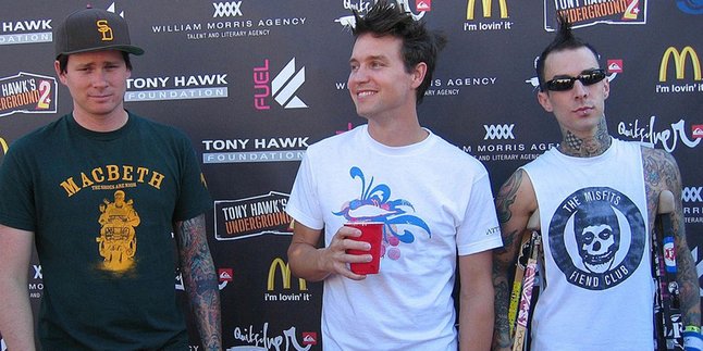 Blink 182 Siap Jalan Lagi, Matt Skiba Bakal Gantikan Tom Delonge