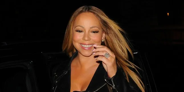 Bobot Dirumorkan Naik Jadi 119 Kg, Mariah Carey Posting Foto Hot Bobot Dirumorkan Naik Jadi 119 Kg, Mariah Carey Posting Foto Hot