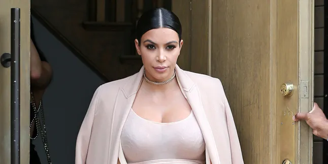 Bocor! Inikah Foto Wajah Saint West, Anak Kedua Kim K dan Kanye?