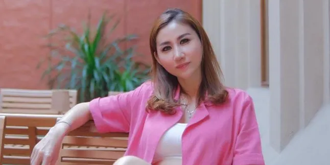 Bolak Balik Jakarta-Bali, Model & YouTuber Angeline Valesques Ngaku Enjoy Berbisnis