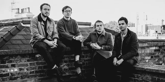 Bombay Bicycle Club Puncaki Posisi Album Chart di Inggris