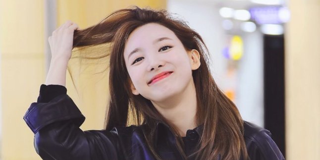 Bored with the usual hairstyle? These 5 Adorable Hairstyles ala Nayeon TWICE Could Be Your Alternative!