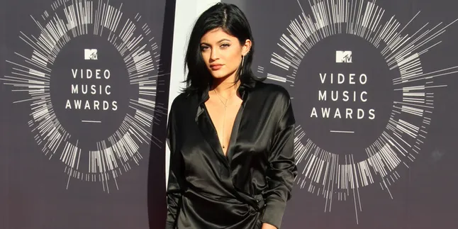 Bosan Jadi Model, Inikah Ambisi Kylie Jenner Selanjutnya?
